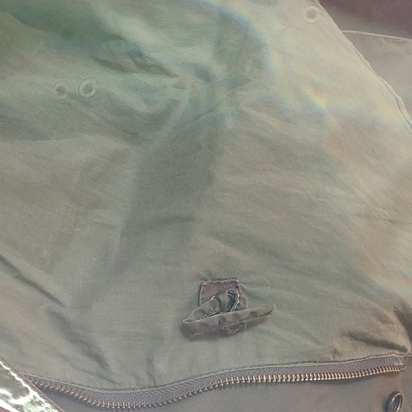 J Crew Classic Twill Chino Jacket in Army Green - Picture 3 of 4